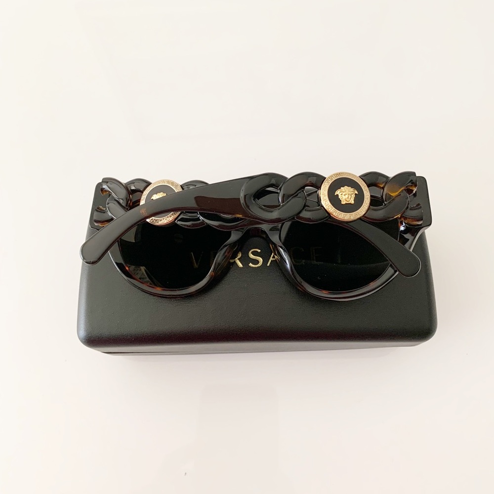 Versace Black Sunglasses - Picture 10 of 16